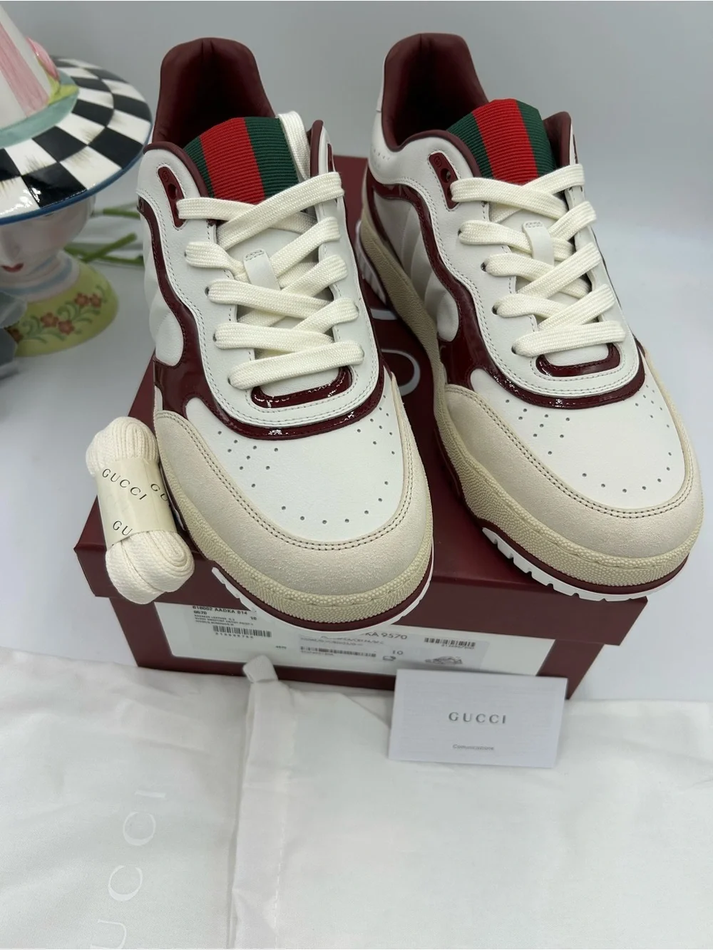 Gucci leather sneakers